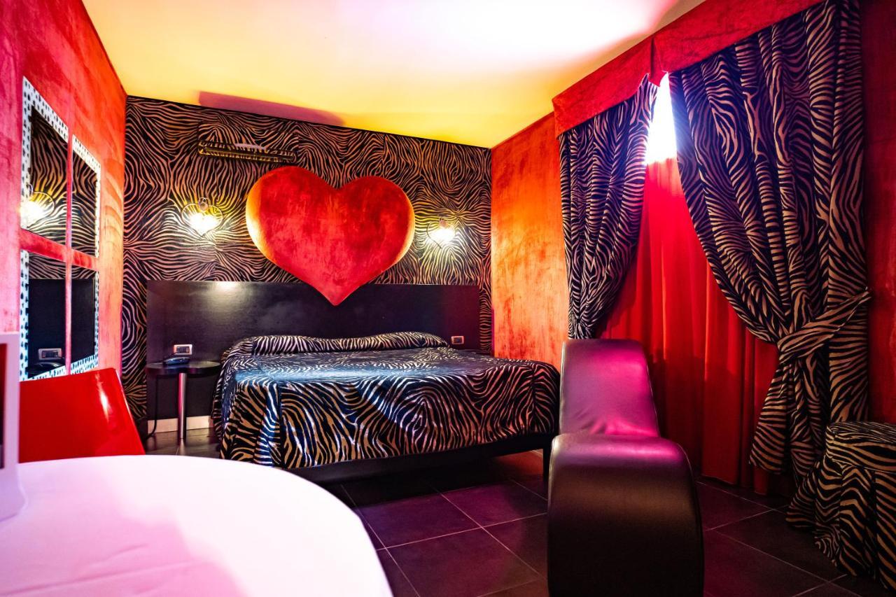Marcantonio Hotel Giugliano In Campania Zewnętrze zdjęcie